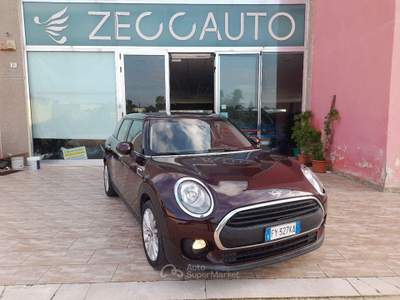 MINI Clubman Mini Cooper D Business  Aut. Marrone usata Caprarica di Lecce