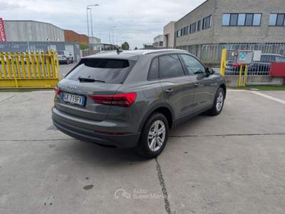 Audi Q3 45 TFSI e S tronic Business Plug in Hybrid Grigio usata Cremosano