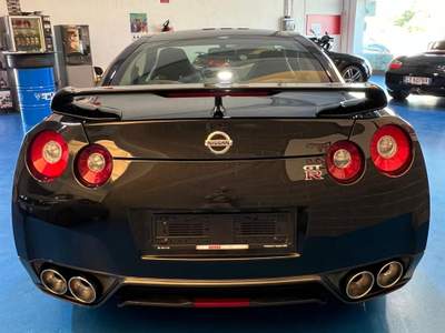 Nissan GT-R NISSAN GT-R 3.8 V6 Black edition 550cv Nero usata Fontaneto d'Agogna
