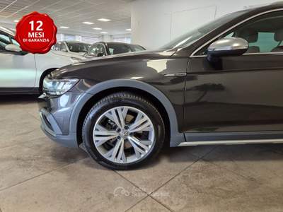 Volkswagen Passat Alltrack 2.0 TDI 190cv 4MOTION DSG Grigio usata Casalgrande