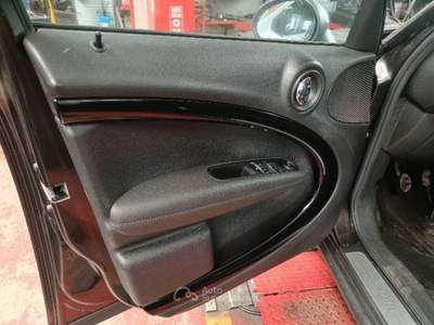 MINI Cooper COUNTRYMAN Nero usata Pavia