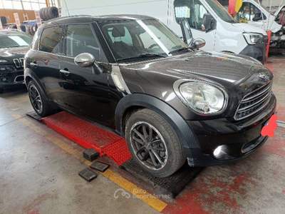 MINI Cooper COUNTRYMAN Nero usata Pavia