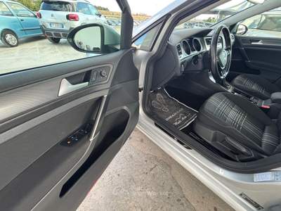 Volkswagen Golf 5p. Executive BlueMotion Technology Argento usata ALTAMURA