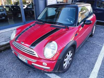 MINI One Mini 1.4 tdi One D de luxe Nero usata Chieri