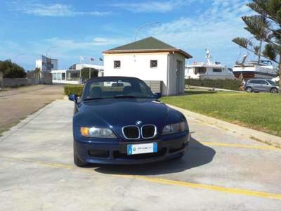 BMW Z3 1.9 16V cat Roadster Blu/Azzurro usata Gallipoli