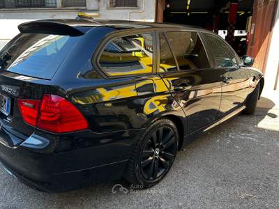 BMW Serie 3 320d BMW 320 D XDRIVE 184 CV AUTOMATICA PELLE 4X4 XENON Nero usata Cusano Milanino
