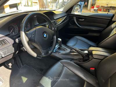BMW Serie 3 320d BMW 320 D XDRIVE 184 CV AUTOMATICA PELLE 4X4 XENON Nero usata Cusano Milanino