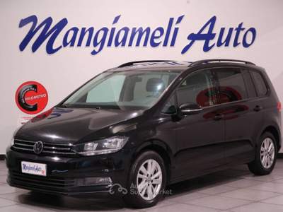 Volkswagen Touran 2.0 tdi Business 115cv dsg Nero usata Carlentini