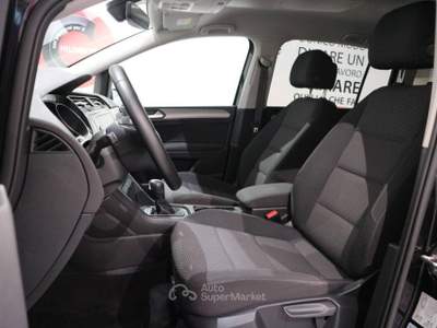 Volkswagen Touran 2.0 tdi Business 115cv dsg Nero usata Carlentini