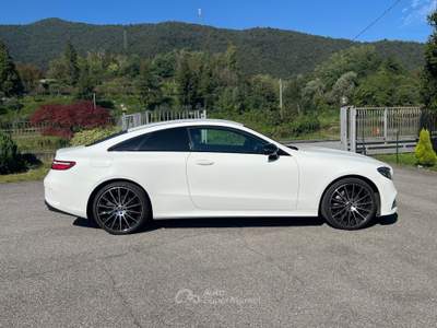 Mercedes-Benz Classe E 4Matic - Pacchetto Premium - Pack Night Bianco usata Trescore Balneario