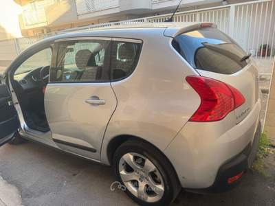 Peugeot 3008 prima serie Argento usata Bari