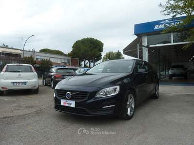 Volvo V60 Geartronic Summum EURO 6 Blu/Azzurro usata Forlì