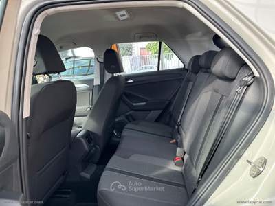 Volkswagen T-Roc T-Roc 1.0 TSI Life Giallo usata Torre del Greco