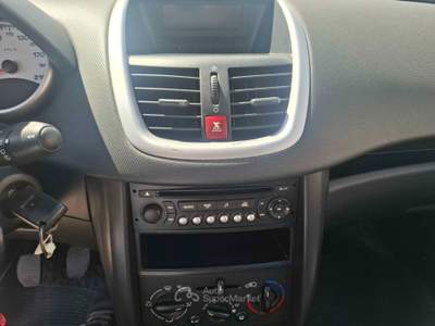 Peugeot 207 1.4 BENZINA/GPL - 2009 5 PORTE Grigio usata ANDRIA