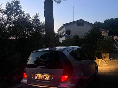 Mercedes-Benz Classe A veicolo ben tenuta adatto anche ai neopatentati Argento usata Torino