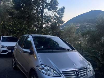 Mercedes-Benz Classe A veicolo ben tenuta adatto anche ai neopatentati Argento usata Torino