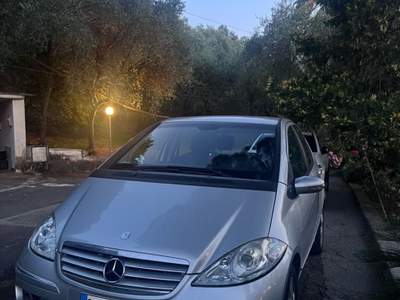 Mercedes-Benz Classe A veicolo ben tenuta adatto anche ai neopatentati Argento usata Torino