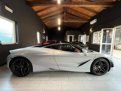 McLaren 720S Coupè Blu/Azzurro usata TORINO