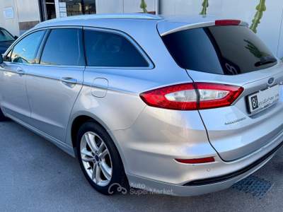 Ford Mondeo 2.0 TDCi 150 CV S&S Powershift Station Wagon Titan Argento usata Castellammare di Stabia