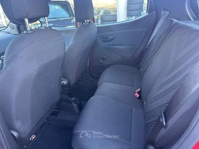 Lancia Ypsilon 1.0 FireFly 5 porte S&S Hybrid Ecochic Silver Rosso usata Oderzo