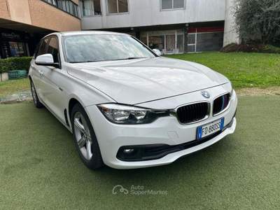 BMW Serie 3 316d d Touring Sport Aut. Bianco usata Curno
