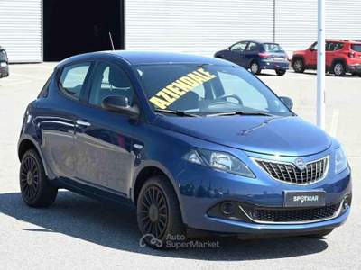 Lancia Ypsilon 1.0 FireFly 5 porte S&S Hybrid Silver Blu/Azzurro usata Pianezza