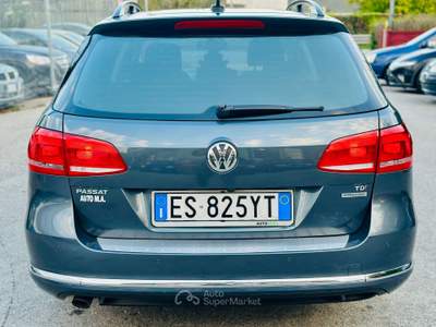 Volkswagen Passat CAMBIO AUTOMATICO usata DUEVILLE