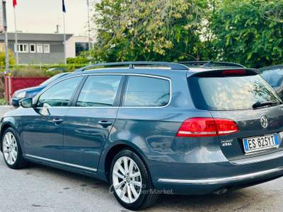 Volkswagen Passat CAMBIO AUTOMATICO usata DUEVILLE