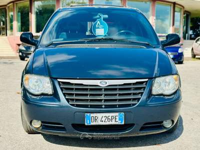 Chrysler Voyager / Grand Voyager 7 POSTI usata DUEVILLE
