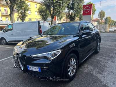 Alfa Romeo Stelvio 2.2 T.diesel 190 CV AT8 Q4 Bus. Nero usata Casalgrande