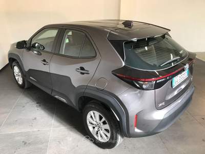 Toyota Yaris Cross 1.5 Hybrid 5p. E-CVT Active Grigio usata Casalserugo