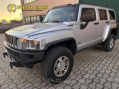 Hummer H3 245CV ADVENTURE CAMBIO MANUALE UNICOPROPR GPL Argento usata VOLPIANO