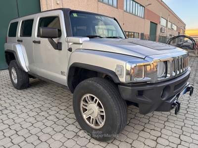 Hummer H3 245CV ADVENTURE CAMBIO MANUALE UNICOPROPR GPL Argento usata VOLPIANO