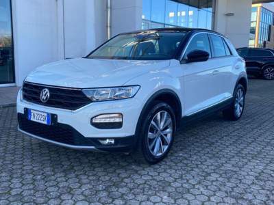 Volkswagen T-Roc 1.0 TSI 115 CV Style BlueMotion Technology Bianco usata Scandicci