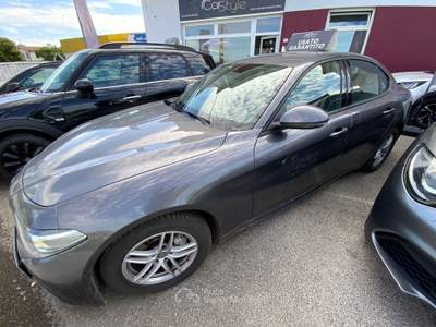 Alfa Romeo Giulia 2.2 t Business 160cv auto Grigio usata VENEZIA