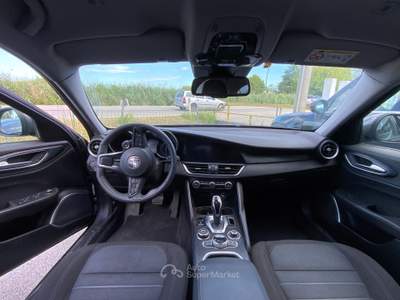 Alfa Romeo Giulia 2.2 t Business 160cv auto Grigio usata VENEZIA