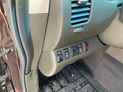 Nissan Navara Navara 2.5 TDI d.cab LE auto usata VENEZIA
