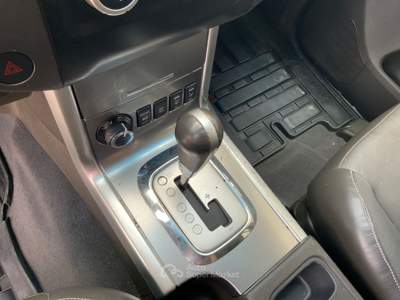 Nissan Navara Navara 2.5 TDI d.cab LE auto usata VENEZIA