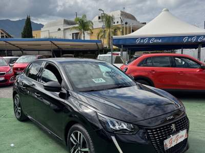 Peugeot 208 Stop&Start 5 porte Allure Pack Nero usata SOMMA VESUVIANA