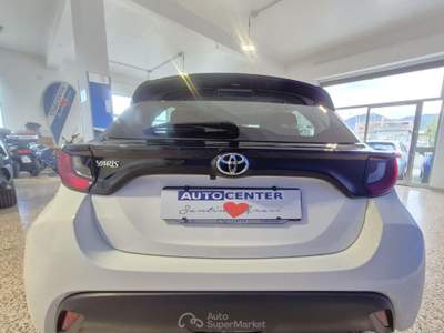 Toyota Yaris 1.0 5 porte Active Bianco usata Brolo