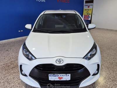 Toyota Yaris 1.0 5 porte Active Bianco usata Brolo
