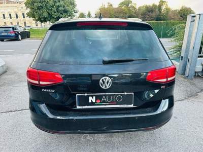 Volkswagen Passat 1.6 TDI Business BlueMotion Technology Nero usata Stra