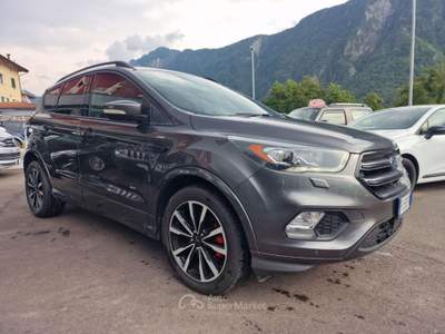 Ford Kuga 2.0 TDCI 150 CV S&S 4WD Powershift ST-Line Grigio usata Levico Terme