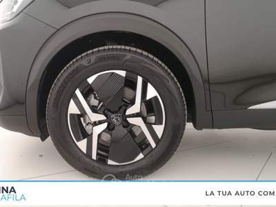 Peugeot 2008  1.2 hybrid allure 136cv e-dcs6 Nero usata Marcianise