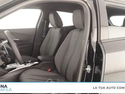 Peugeot 2008  1.2 hybrid allure 136cv e-dcs6 Nero usata Marcianise