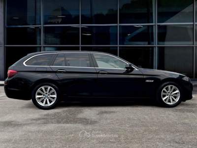 BMW Serie 5 520d 2.0 d 190 CV Touring Nero usata Bra