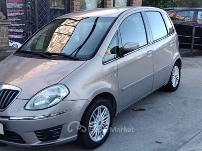 Lancia Musa 1.4 16V Poltrona Frau Grigio usata Roma