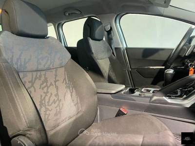 Peugeot 3008 1.6 8V HDi 112CV FAP ca.rob. Bus. Grigio usata San Giuseppe Vesuviano