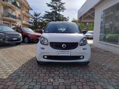 Smart ForTwo EQ Passion Bianco usata San Giovanni Teatino