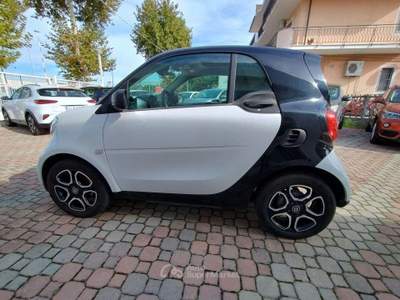 Smart ForTwo EQ Passion Bianco usata San Giovanni Teatino